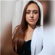 Entrenadora con experiencia en población adulta y adolescente brinda planes personalizados